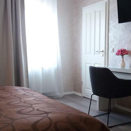 Hotel Mueller Residenz Zur S-Bahn Karlsfeld Zewnętrze zdjęcie